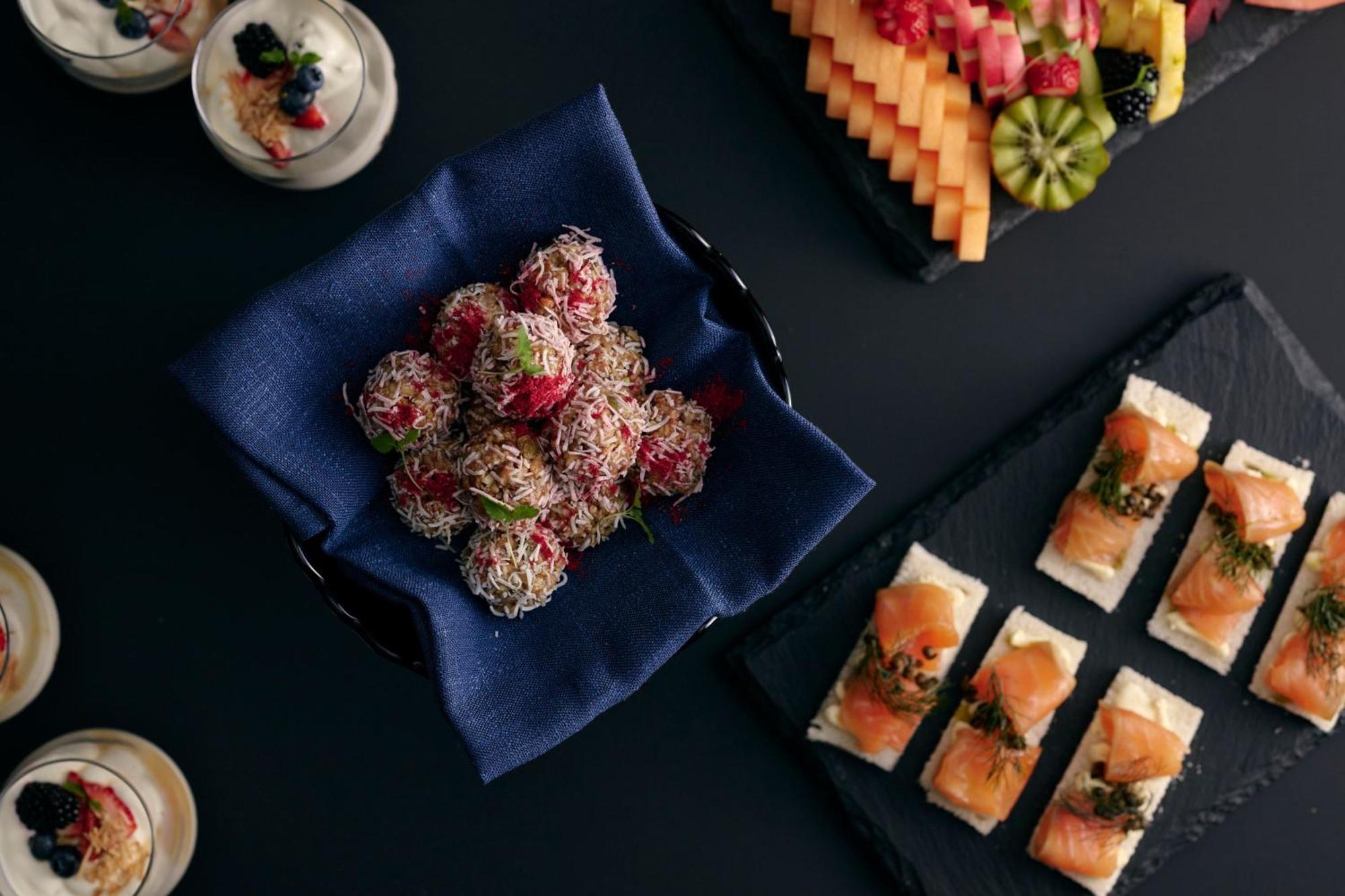 Midnight Hotel, Autograph Collection Canberra Esterno foto A selection of canapés