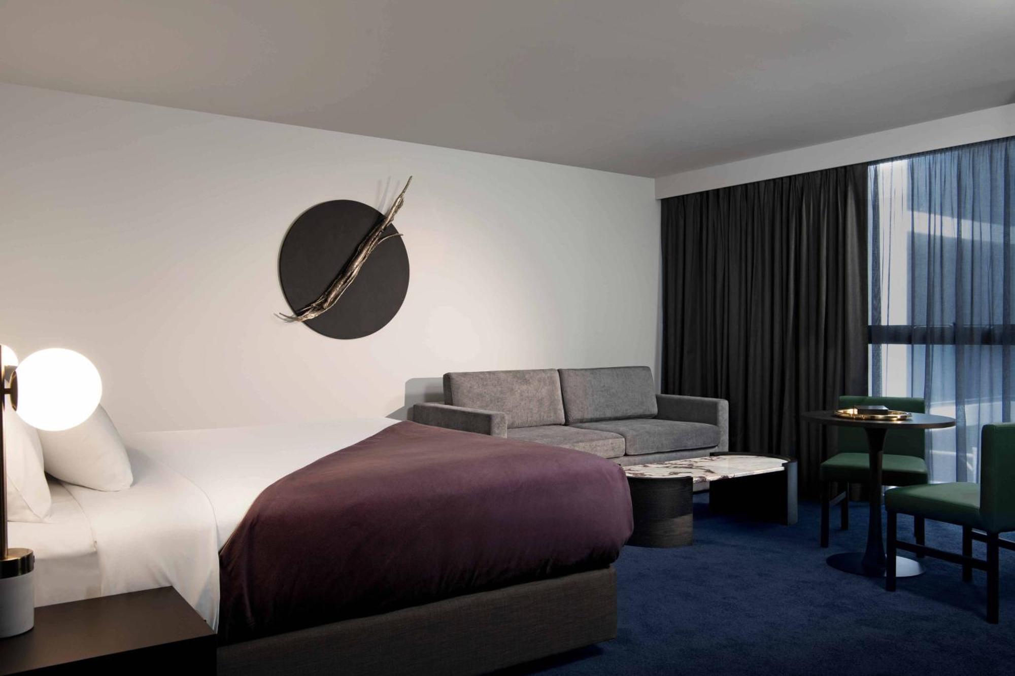 Midnight Hotel, Autograph Collection Canberra Esterno foto A room at the hotel